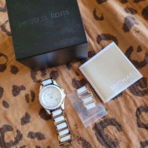 Womens watch